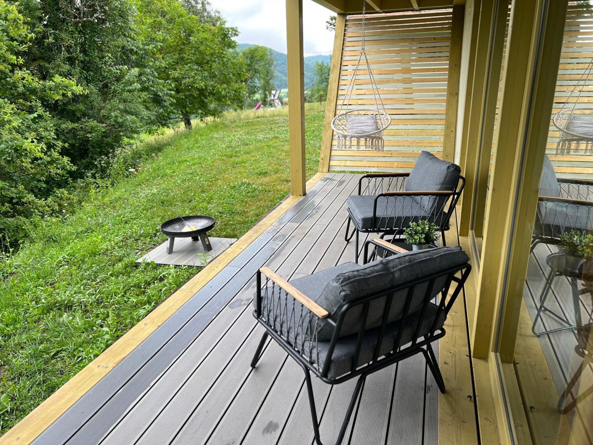 Holiday House Hona Lux Velike Lasce Room photo
